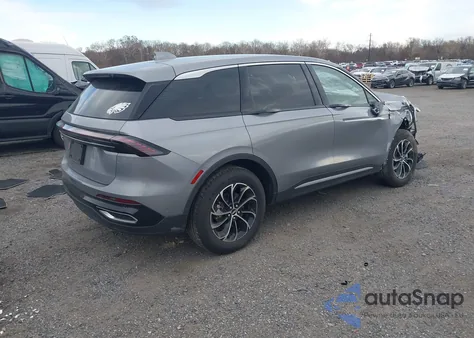 2024 Lincoln Nautilus Premiere z USA, uszkodzony, nr VIN 5LMPJ8J48RJ849496